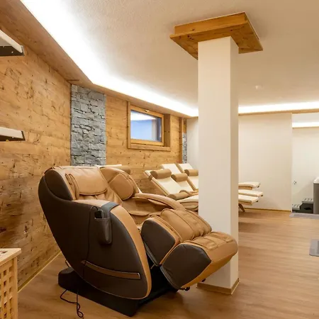 Haus Alpenrose Appartement-fewo Alpenrose 4-bettwohnung 1- Og Ost By Interhome * Saas-Almagell