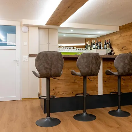 Haus Alpenrose Appartement-fewo Alpenrose 4-bettwohnung 1- Og Ost By Interhome