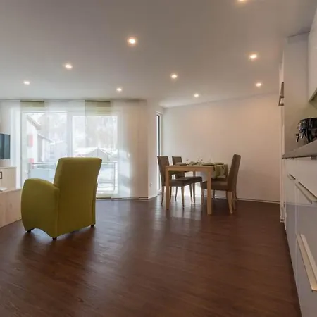 Haus Alpenrose Appartement-fewo Alpenrose 4-bettwohnung 1- Og Ost By Interhome Appartamento Saas-Almagell
