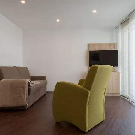 Haus Alpenrose Appartement-fewo Alpenrose 4-bettwohnung 1- Og Ost By Interhome *