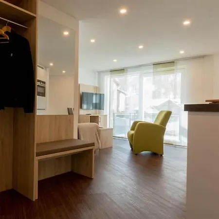 Haus Alpenrose Appartement-fewo Alpenrose 4-bettwohnung 1- Og Ost By Interhome